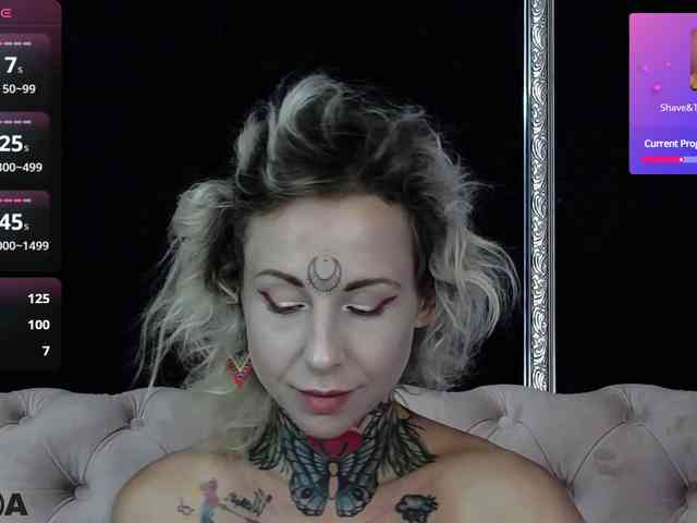 MandyMuse webcam