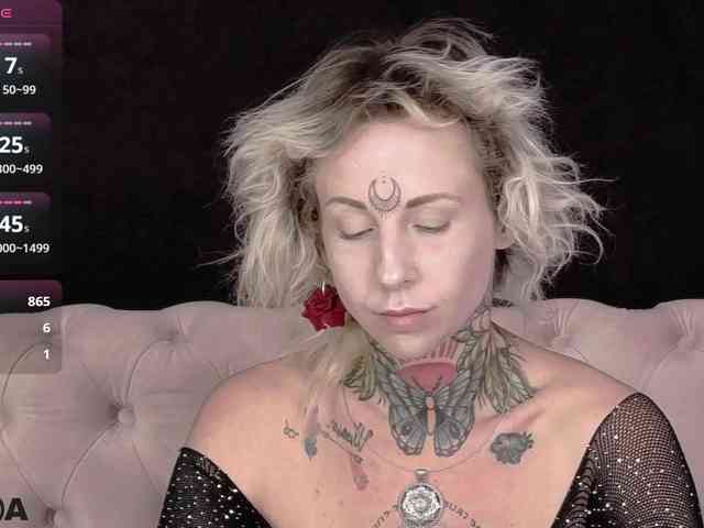 MandyMuse webcam