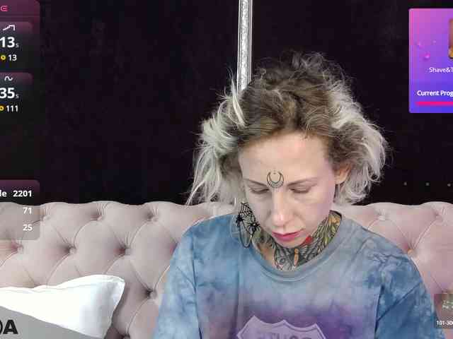 MandyMuse webcam