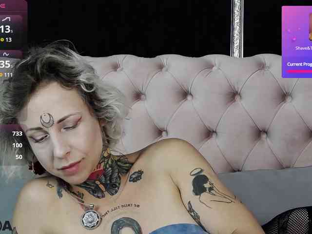 MandyMuse webcam