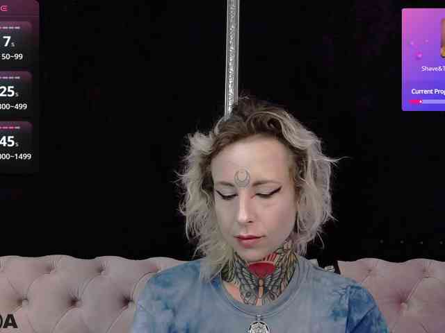 MandyMuse webcam