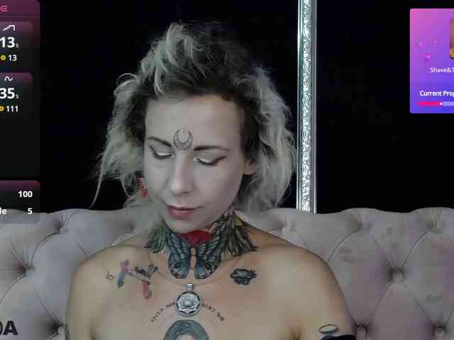 MandyMuse webcam