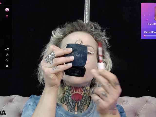 MandyMuse webcam