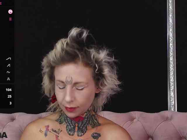 MandyMuse webcam