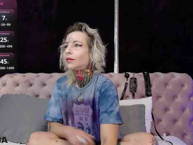 MandyMuse webcam