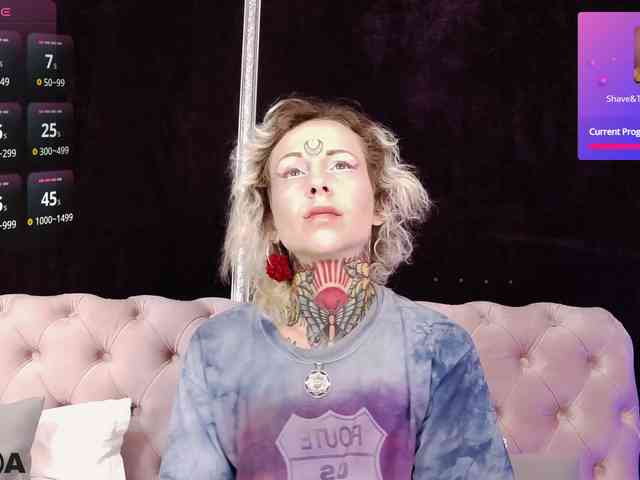 MandyMuse webcam