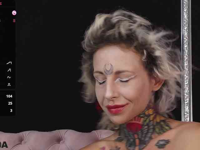 MandyMuse webcam