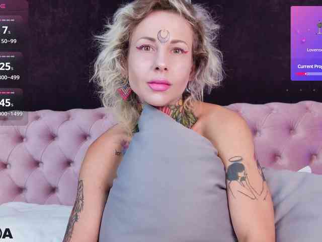MandyMuse webcam
