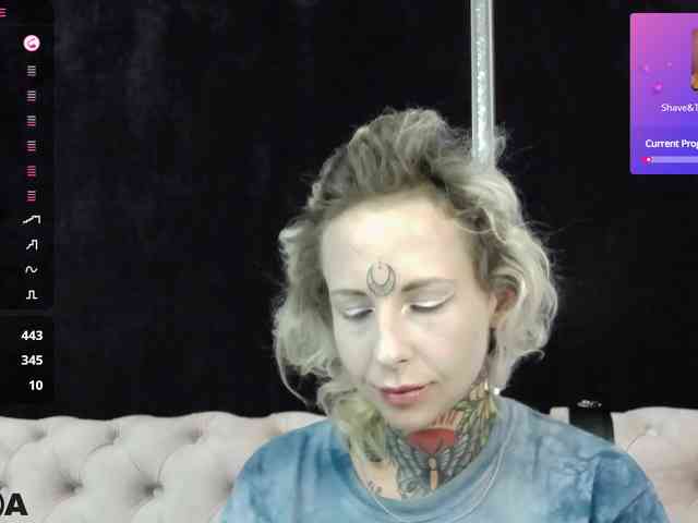 MandyMuse webcam