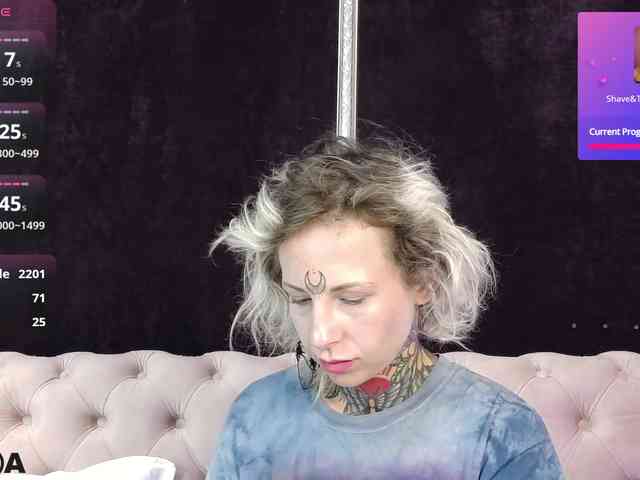 MandyMuse webcam