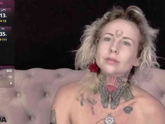 MandyMuse webcam