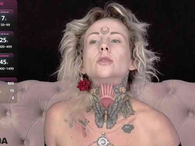 MandyMuse webcam