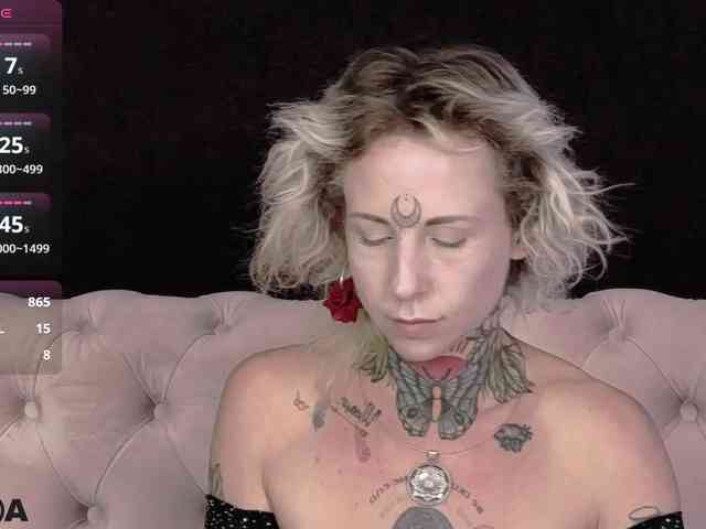 MandyMuse webcam