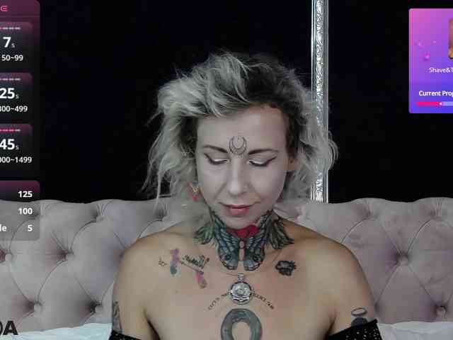 MandyMuse webcam