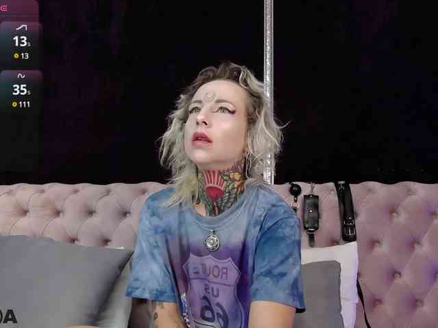 MandyMuse webcam