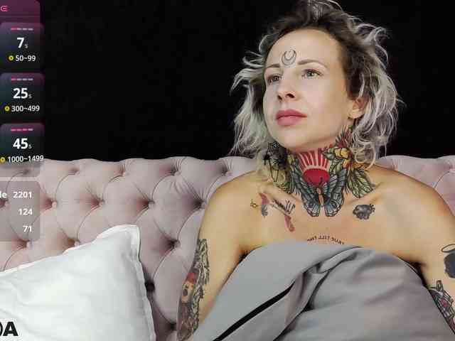 MandyMuse webcam