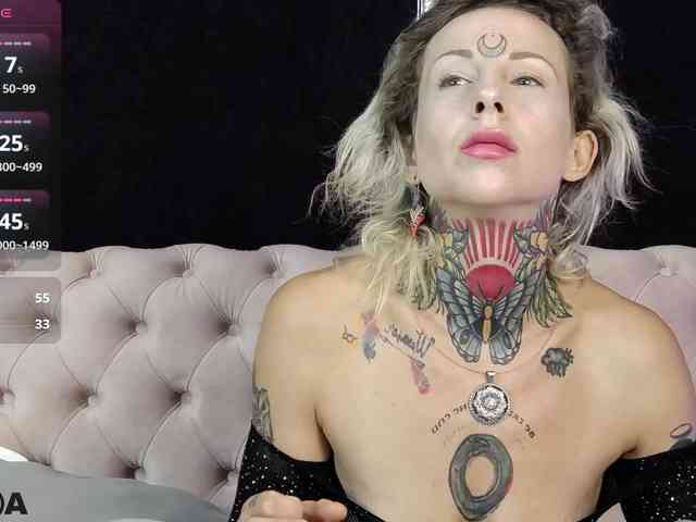 MandyMuse webcam