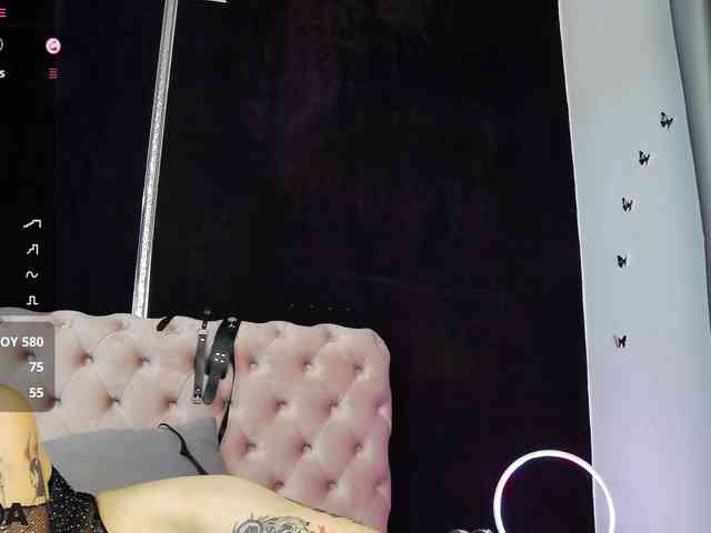 MandyMuse webcam