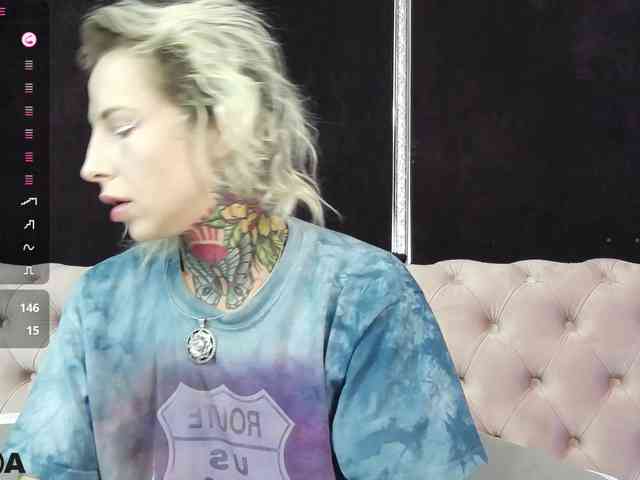 MandyMuse webcam
