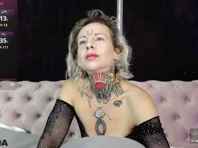 MandyMuse webcam