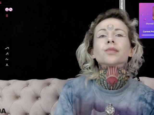 MandyMuse webcam