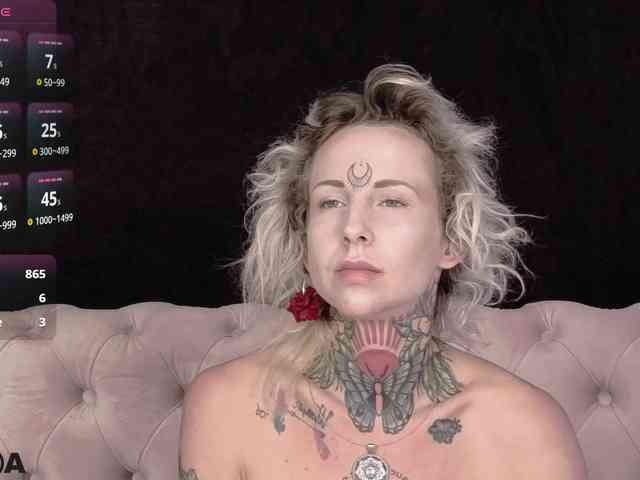 MandyMuse webcam