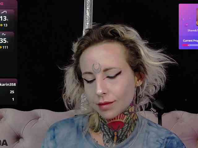 MandyMuse webcam