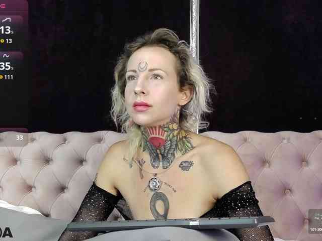 MandyMuse webcam