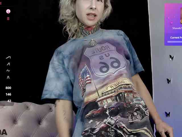 MandyMuse webcam