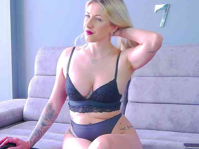 LexieSpark webcam