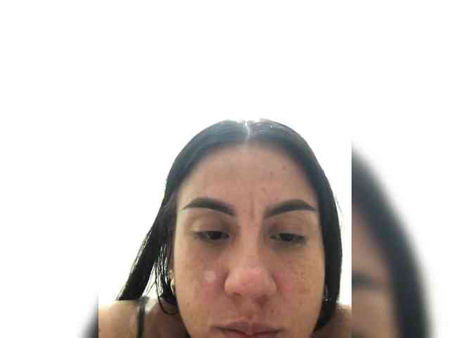 NatyArango webcam