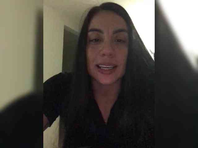 NatyArango webcam