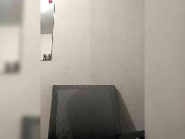 NatyArango webcam
