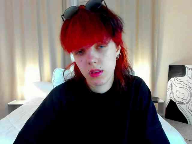 naked chatroom ReneYolker