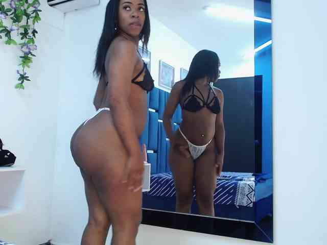 Britany-Fox webcam