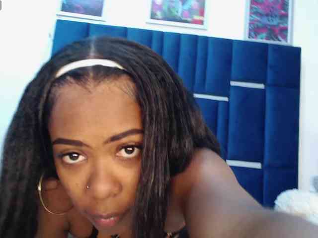 Britany-Fox webcam