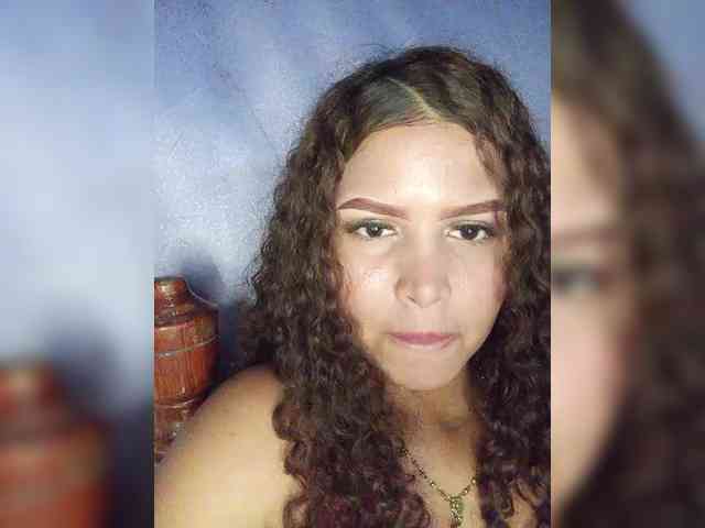 private live web cam FANNIE22