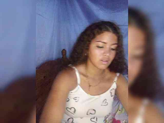 FANNIE22 webcam