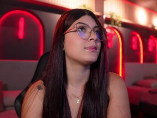 LisaRoux Porn Show