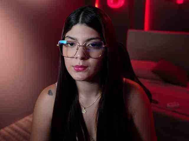 LisaRoux webcam