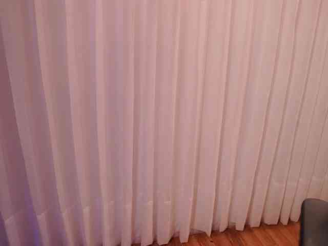 LisaRoux webcam