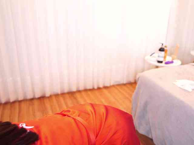 LisaRoux webcam