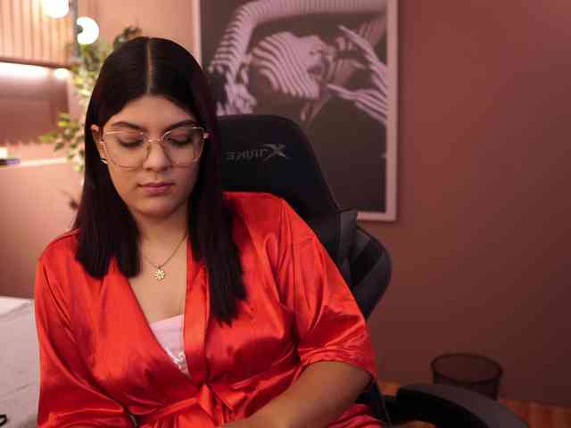 LisaRoux webcam