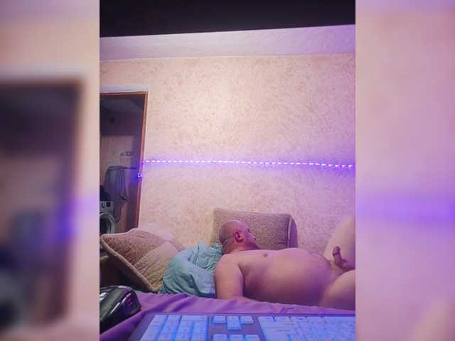  AliciaandTomas chat room