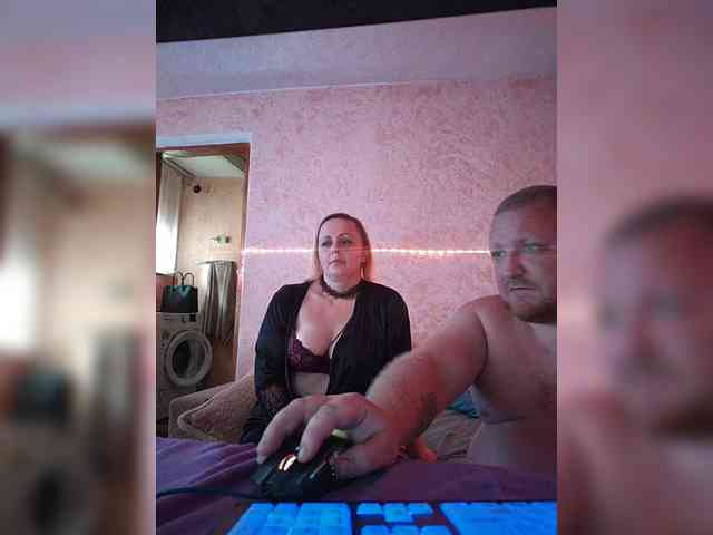 AliciaandTomas webcam