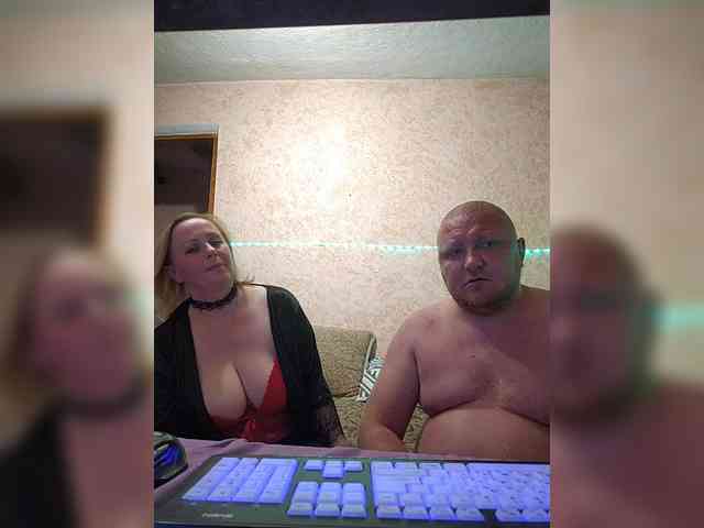 AliciaandTomas webcam