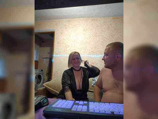 AliciaandTomas Live Webcam on BongaCams