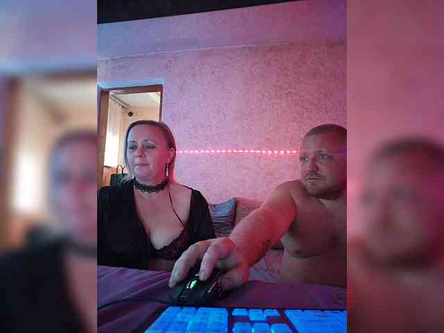 AliciaandTomas webcam