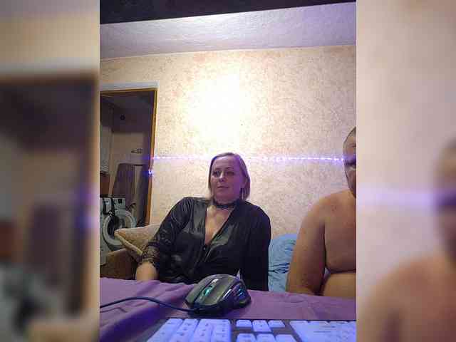 live video sex AliciaandTomas