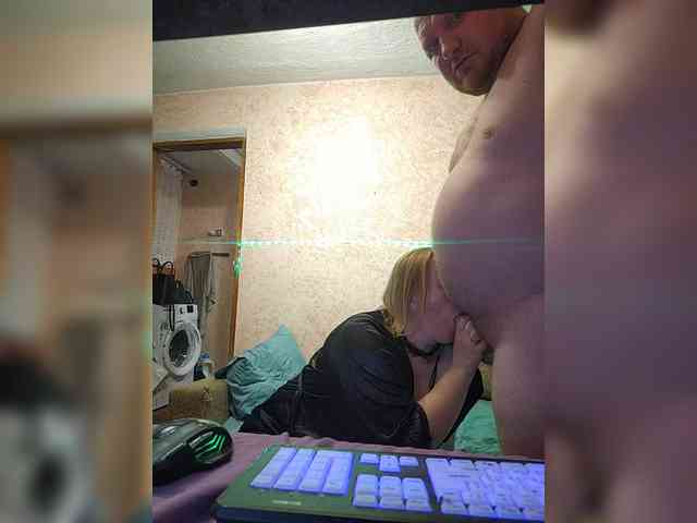 live video sex AliciaandTomas